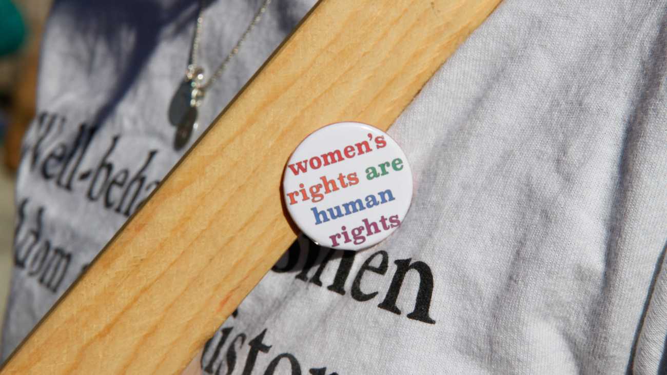 womens-march-2004278_1920